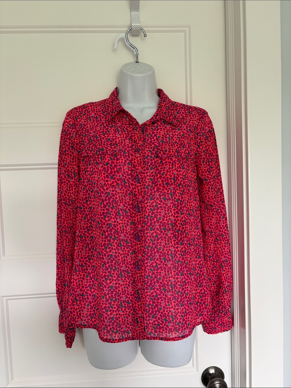 American Eagle Bright Pink Sheer Print Button-Up Shirt XS